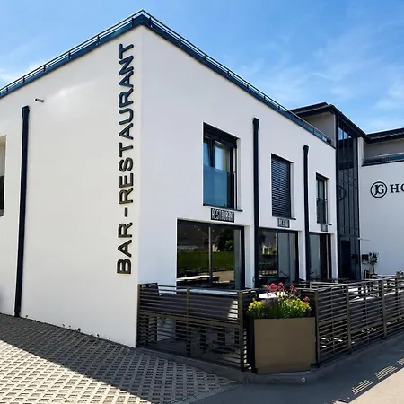 Jg & Restaurant Antoniergasse ميمنغن