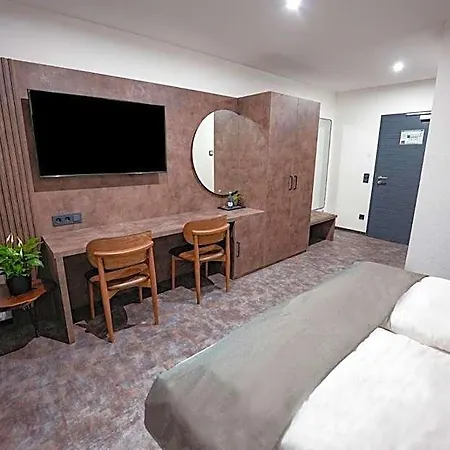 Hotel Jg & Restaurant Antoniergasse 3*
