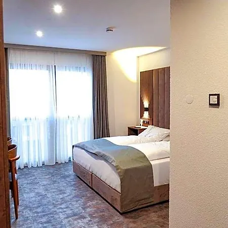 Otel Jg & Restaurant Antoniergasse 3*